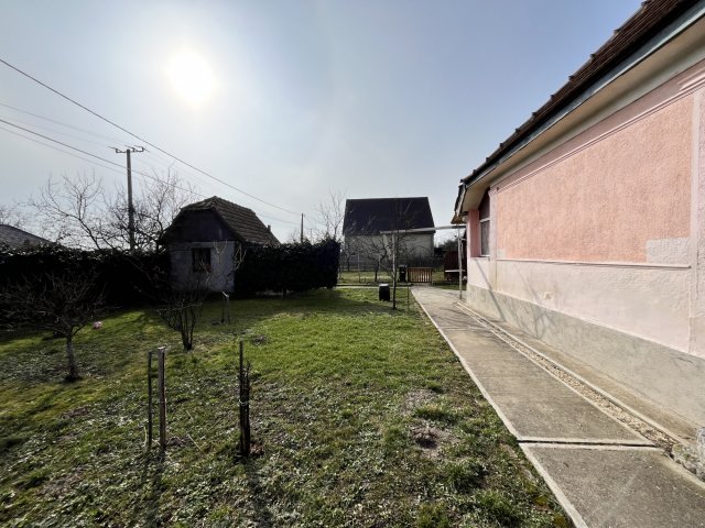 Eladó családi ház, Sajópetrin 18.9 M Ft, 2 szobás