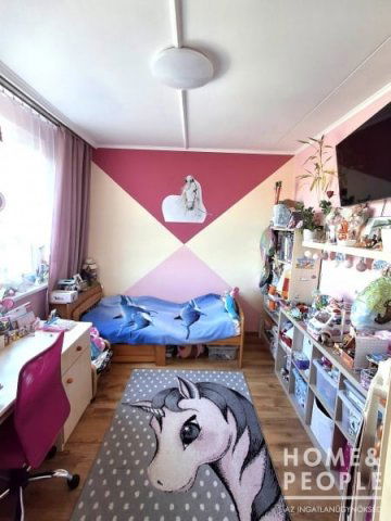 Eladó téglalakás, Szegeden 56.499 M Ft, 2+1 szobás