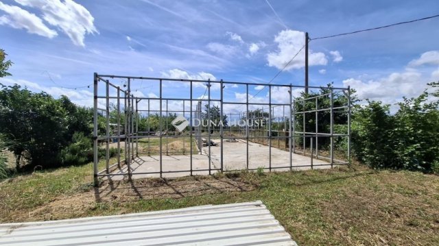 Eladó telek, Kulcson 16.5 M Ft / költözzbe.hu