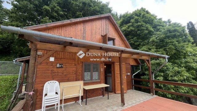 Eladó családi ház, Szentendrén 95.25 M Ft, 2 szobás