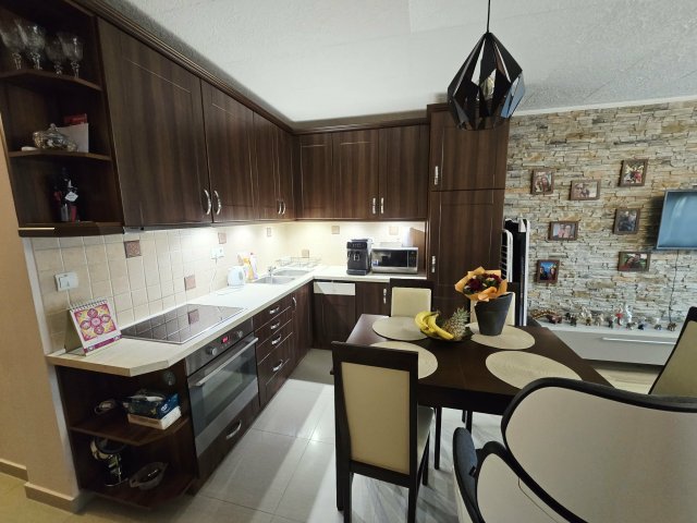 Eladó téglalakás, Mosonmagyaróváron 63.9 M Ft, 3 szobás