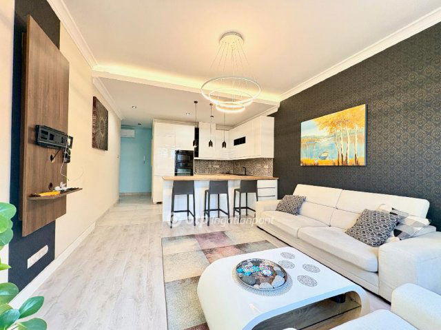 Eladó téglalakás, Budapesten, XI. kerületben 135 M Ft