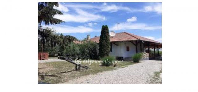 Eladó családi ház, Szatmárcsekén 79 M Ft, 4 szobás