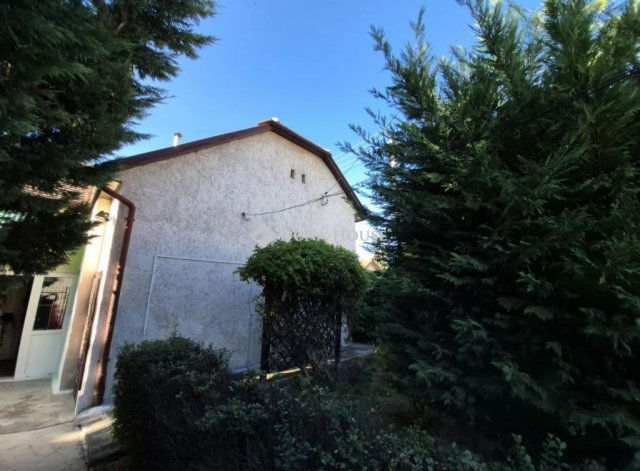 Eladó családi ház, Budapesten, IV. kerületben 81 M Ft, 3 szobás