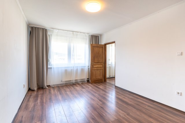 Eladó panellakás, Miskolcon, Kiss Tábornok úton 23.5 M Ft