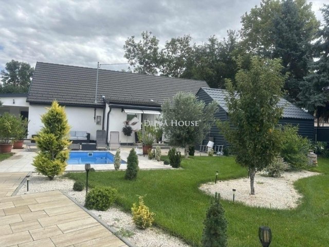 Eladó családi ház, Pellérden 159 M Ft, 4 szobás