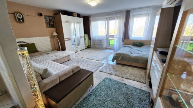 Eladó panellakás, XVI. kerületben, Rákospalotai határúton