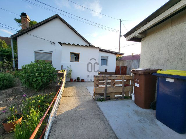 Eladó családi ház, Monoron 39.9 M Ft, 3 szobás