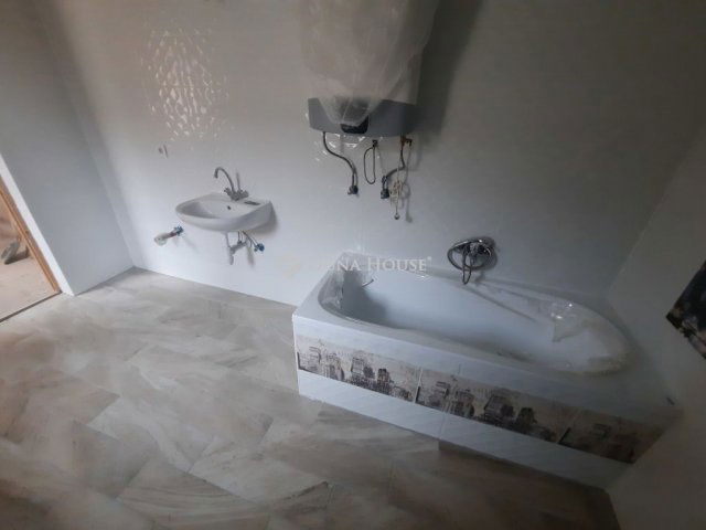 Eladó családi ház, Kiskunfélegyházán 42 M Ft, 4 szobás