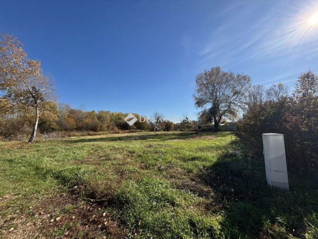 Eladó mezogazdasagi ingatlan, Debrecenben 9.9 M Ft