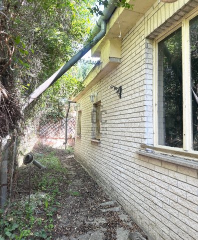 Eladó ikerház, Budapesten, XVIII. kerületben 39.99 M Ft, 1 szobás