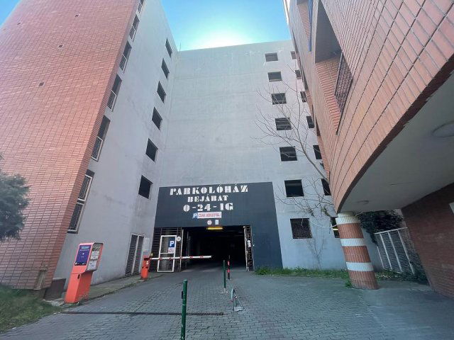 Kiadó garázs, Budapesten, VIII. kerületben, Orczy téren