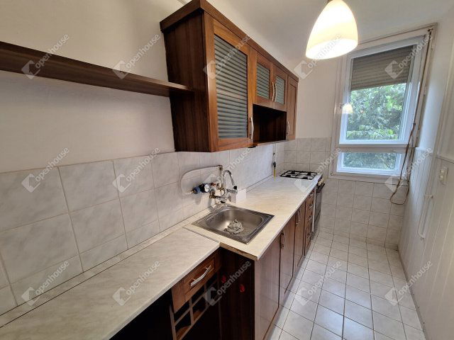 Kiadó téglalakás, albérlet, Miskolcon 120 E Ft / hó, 2+1 szobás