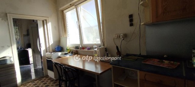 Eladó családi ház, Nagykátán 48 M Ft, 3 szobás