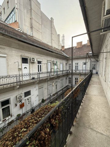 Eladó téglalakás, Budapesten, VII. kerületben 77.7 M Ft