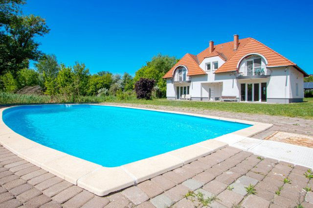 Eladó téglalakás, Velencén 86.125 M Ft, 3 szobás