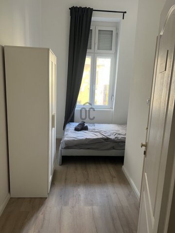 Eladó téglalakás, Budapesten, VII. kerületben 160 M Ft, 6 szobás