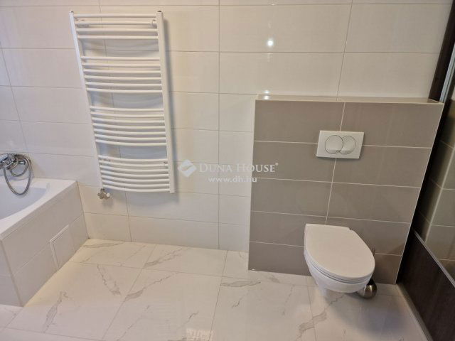 Eladó sorház, Gödöllőn 155 M Ft, 3 szobás