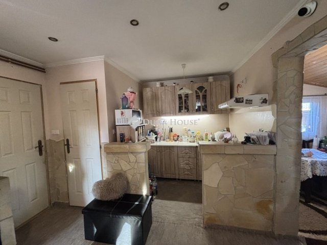 Eladó családi ház, Kókán 41.9 M Ft, 2 szobás