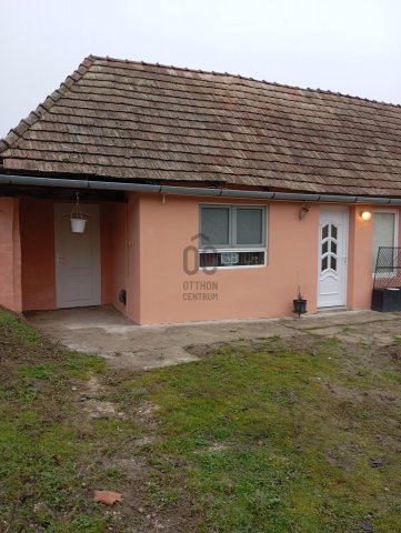 Eladó családi ház, Szekszárdon, Kisbödö utcában 18.5 M Ft