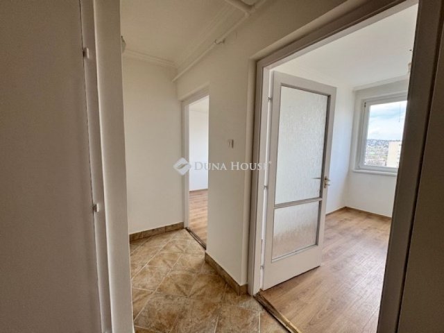 Eladó panellakás, Budapesten, XI. kerületben 82 M Ft, 3 szobás