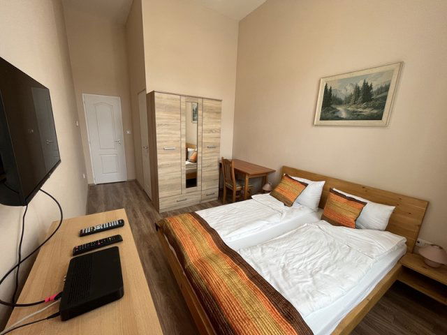 Kiadó téglalakás, albérlet, Debrecenben 460 E Ft / hó, 3 szobás