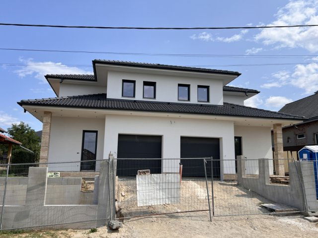 Eladó ikerház, Pécelen 155 M Ft, 5 szobás / költözzbe.hu