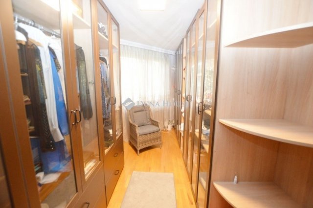 Eladó ikerház, Budapesten, II. kerületben 230 M Ft, 5 szobás