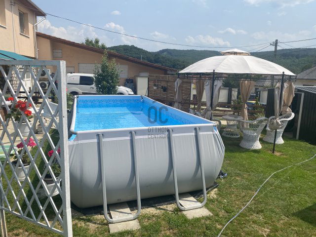 Eladó családi ház, Kazincbarcikán 56 M Ft, 6 szobás
