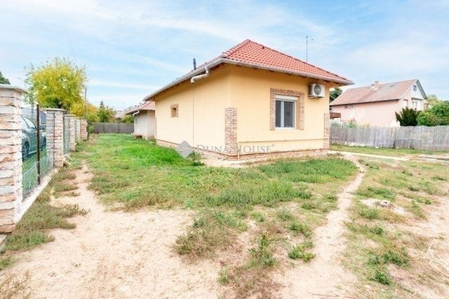 Eladó családi ház, Budapesten, XVII. kerületben 95.9 M Ft