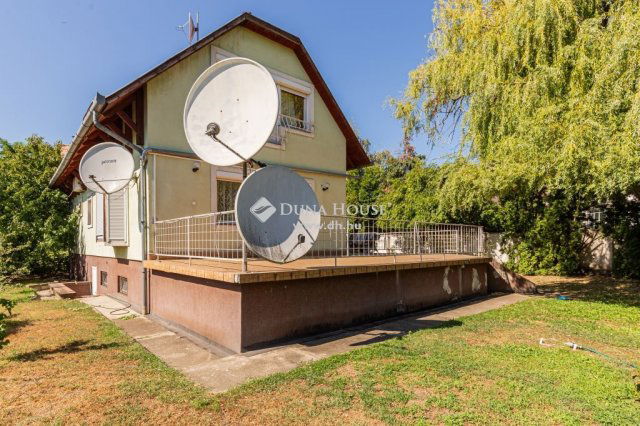 Eladó családi ház, Budapesten, XVI. kerületben 360 M Ft