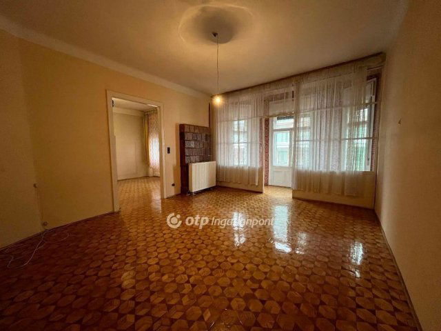 Eladó téglalakás, Budapesten, VIII. kerületben 119.8 M Ft