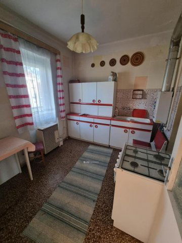 Eladó téglalakás, Bátonyterenyén 11 M Ft, 1+1 szobás