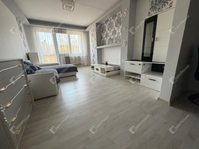 Eladó téglalakás, Szombathelyen 47.5 M Ft, 2 szobás