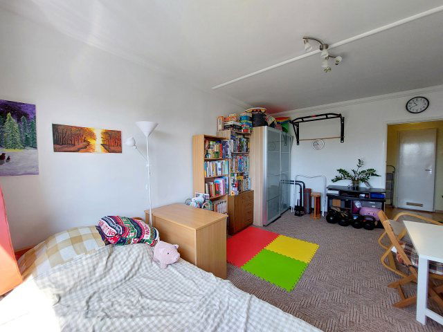 Eladó panellakás, Szegeden, Gyöngyvirág utcában 43.5 M Ft
