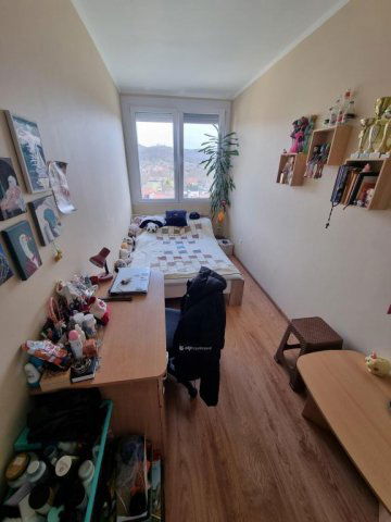 Eladó panellakás, Salgótarjánban 19.8 M Ft, 1+2 szobás