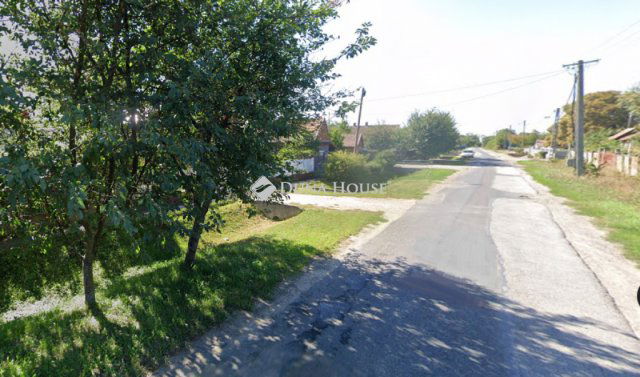 Eladó családi ház, Nagykerekin 3.3 M Ft / költözzbe.hu