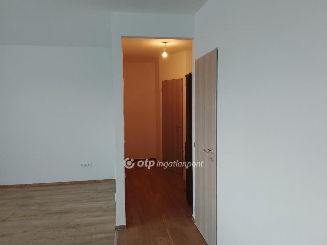 Eladó sorház, Dorogon 78.8 M Ft, 3 szobás / költözzbe.hu