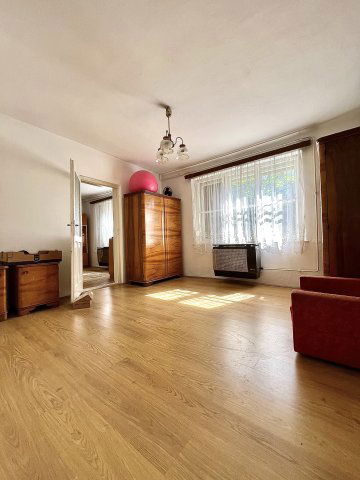 Eladó családi ház, Szirmabesenyőn 58 M Ft, 4+1 szobás