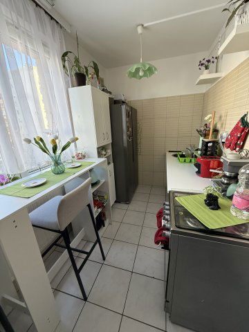 Eladó panellakás, Székesfehérvárott, Sarló utcában 50.8 M Ft