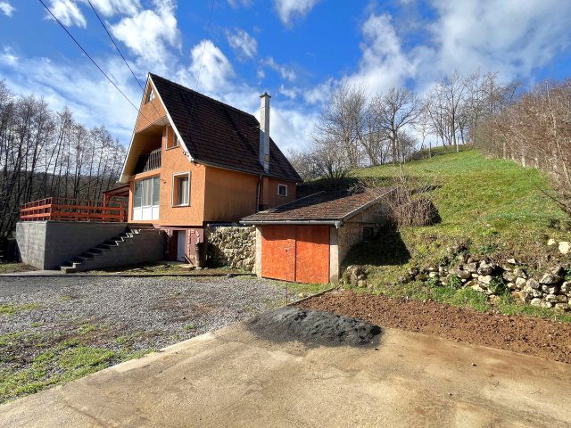 Eladó családi ház, Mecsekpölöskén 34.9 M Ft, 2 szobás