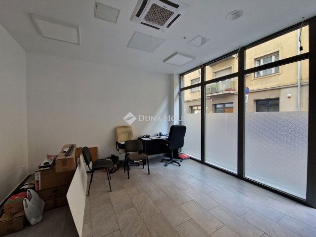 Eladó üzlethelyiség, Budapesten, VIII. kerületben 37.9 M Ft