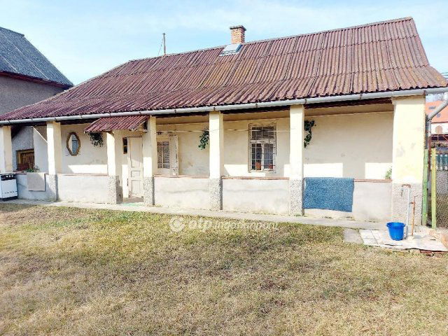 Eladó családi ház, Harsányban 8.5 M Ft, 2 szobás
