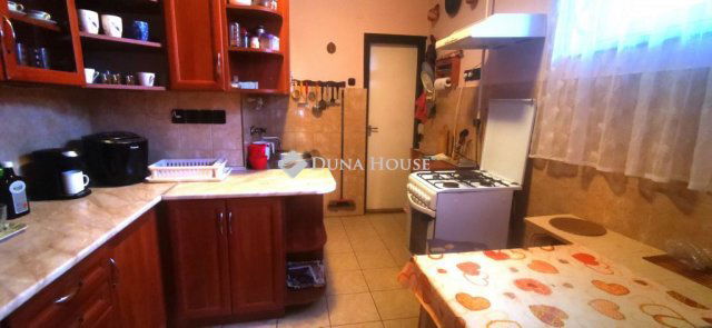 Eladó családi ház, Kaposváron 45 M Ft, 2 szobás