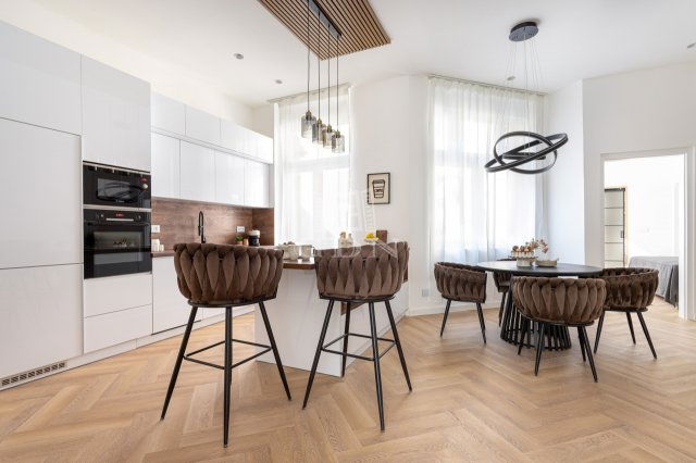 Eladó téglalakás, Budapesten, V. kerületben 249 M Ft, 3 szobás