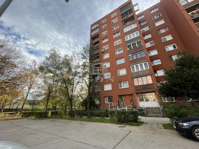 Eladó panellakás, Székesfehérvárott 51 M Ft, 2 szobás