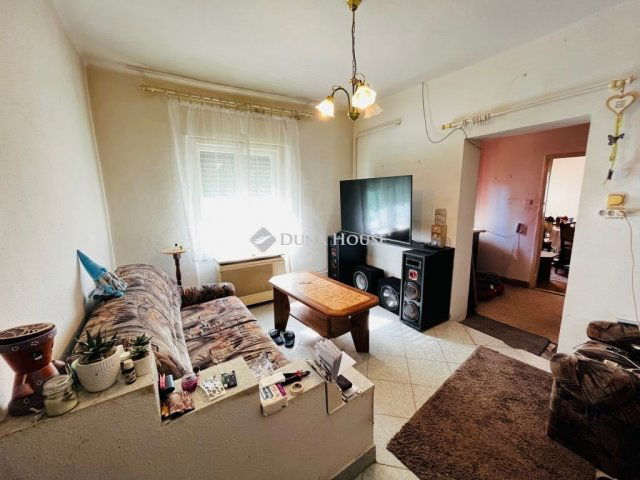 Eladó családi ház, Tápiószelén 24 M Ft, 3 szobás