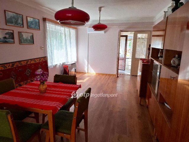 Eladó családi ház, Békéscsabán 38 M Ft, 2 szobás