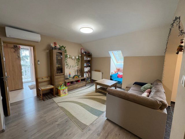 Eladó téglalakás, Kaposváron, Jutai úton 48 M Ft, 1+3 szobás