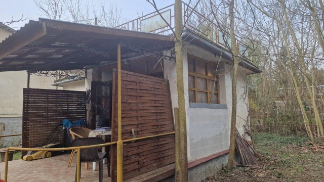 Eladó nyaraló, Pilismaróton 26.5 M Ft / költözzbe.hu